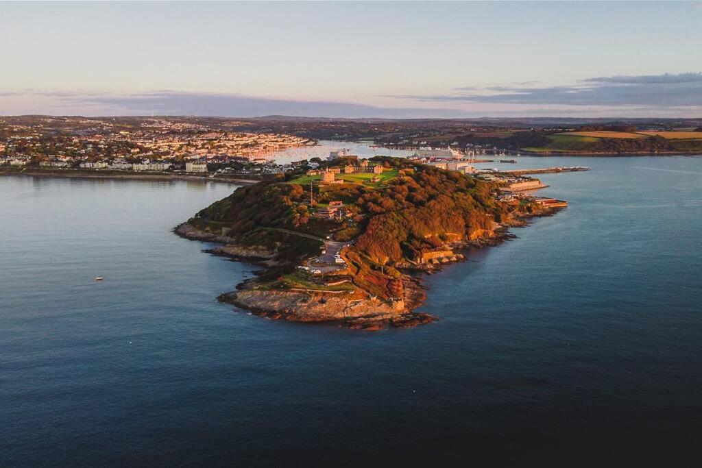 The Nest, Central Falmouth, 10 Mins To The Beaches And Off Street Parking Buitenkant foto