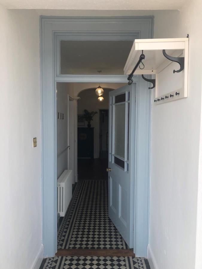 The Nest, Central Falmouth, 10 Mins To The Beaches And Off Street Parking Buitenkant foto
